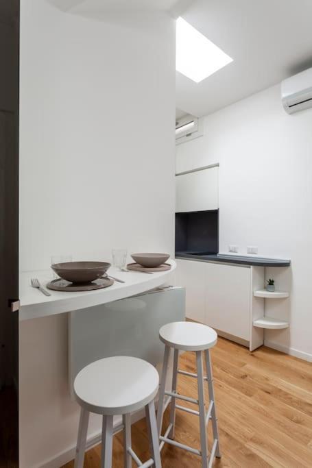 City Centre Navigli- Studio Милано Екстериор снимка